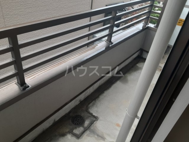 19/27 バルコニー