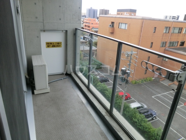16/28 バルコニー