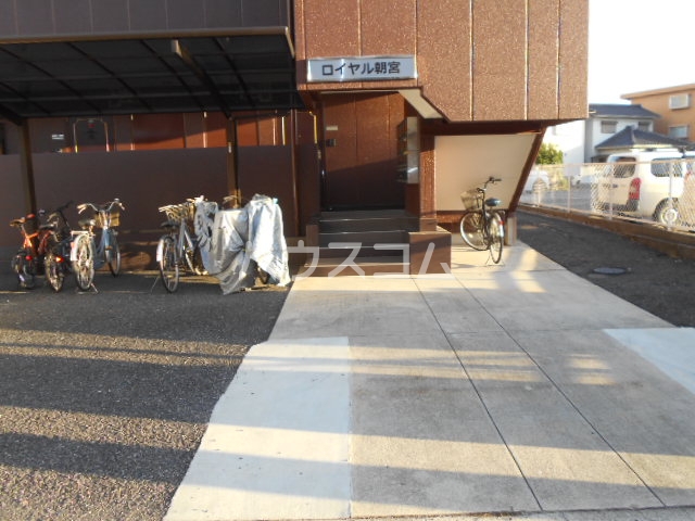 2/3 エントランス