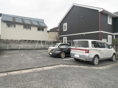 23/29 駐車場