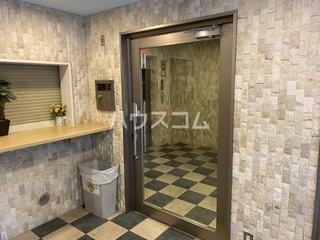 14/24 エントランス