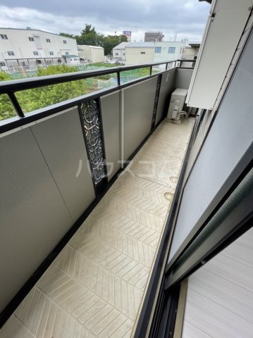 21/28 バルコニー