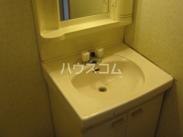 17/28 洗面