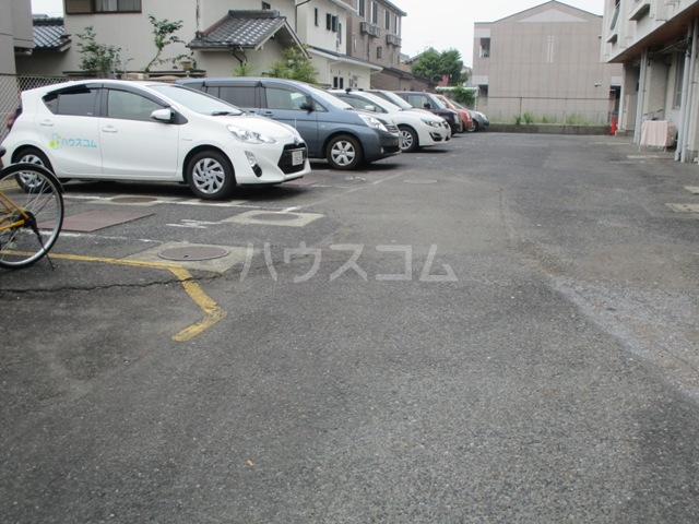 2/10 駐車場