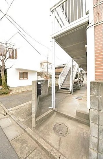 14/21 エントランス