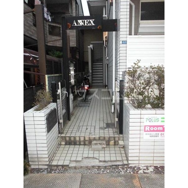 15/25 エントランス