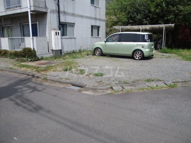 21/30 駐車場