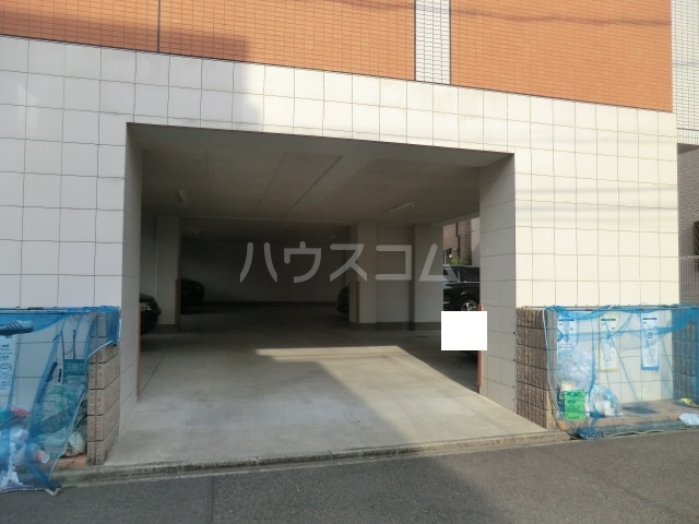 22/30 駐車場