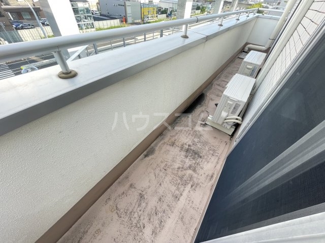 18/30 バルコニー