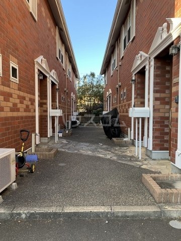 20/28 エントランス