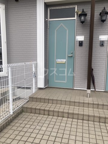 28/30 エントランス