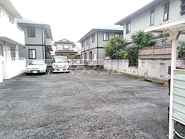 26/29 駐車場