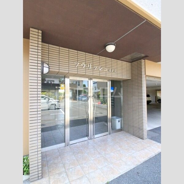 2/8 エントランス
