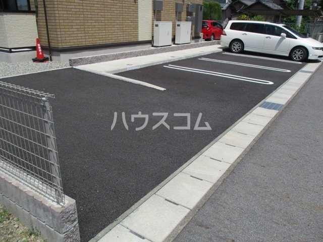 24/30 駐車場