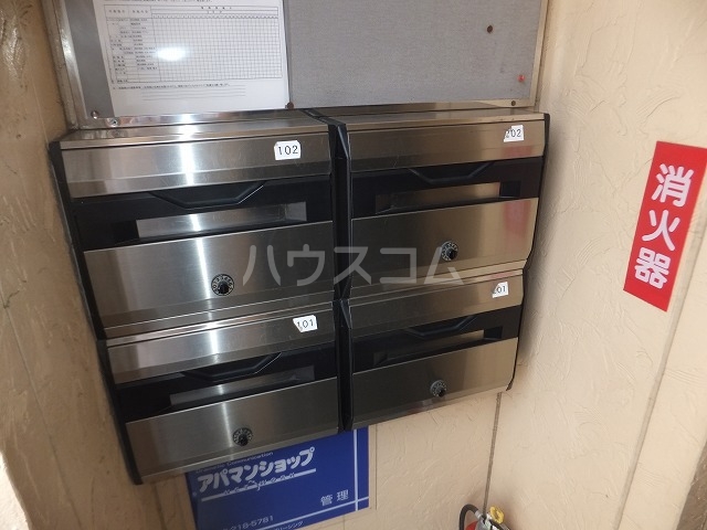 18/24 エントランス