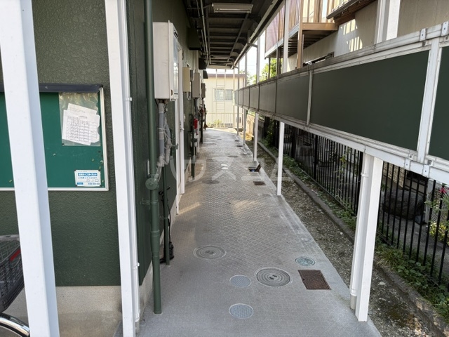16/18 エントランス