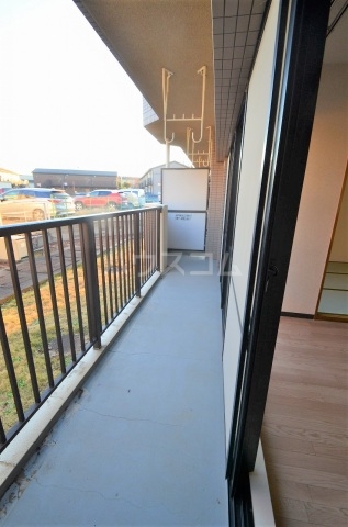 18/27 バルコニー