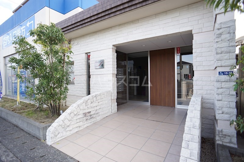 29/30 エントランス