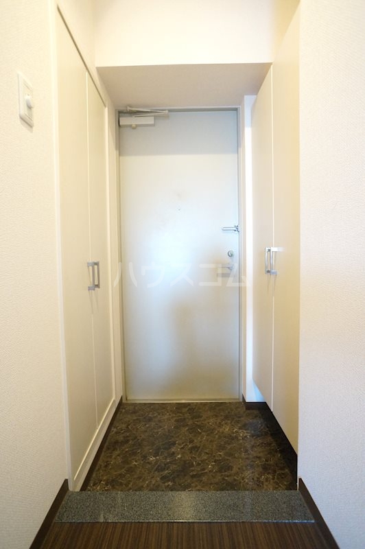 14/30 玄関