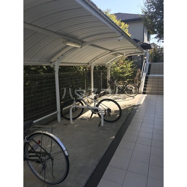 22/30 駐車場