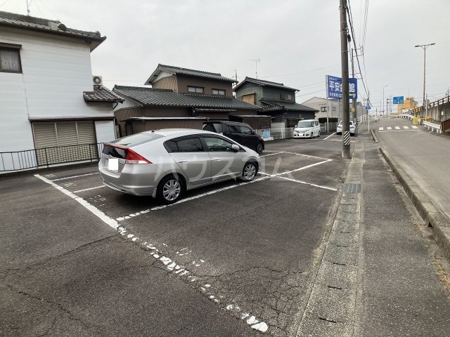 24/30 駐車場