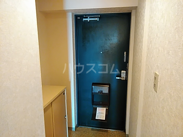 13/30 玄関