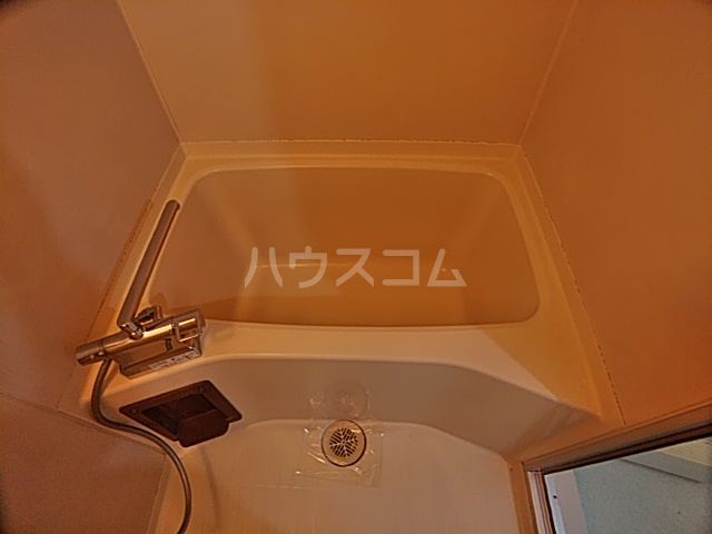 17/30 浴室