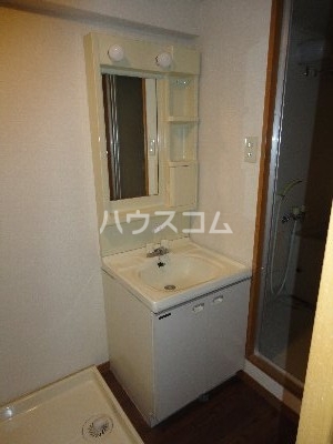 13/30 洗面