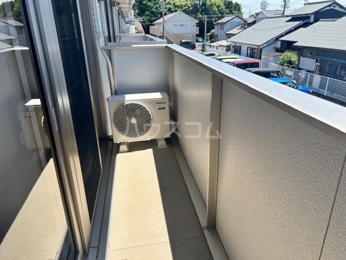 14/28 バルコニー