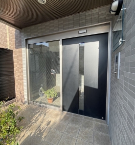 13/19 エントランス