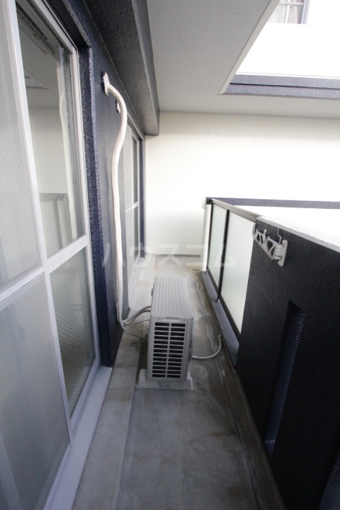 19/30 バルコニー