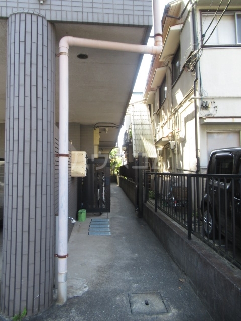 3/6 エントランス