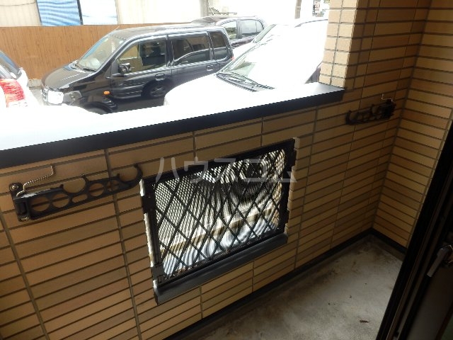 16/27 バルコニー