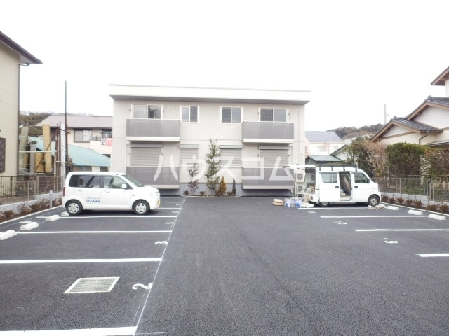 14/18 駐車場