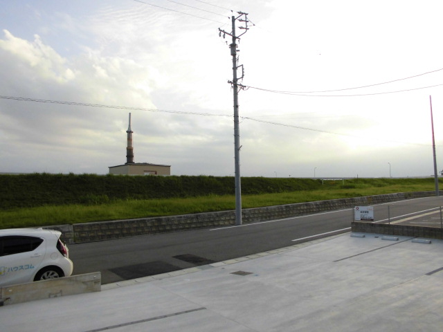 20/26 駐車場