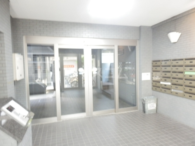 3/6 エントランス