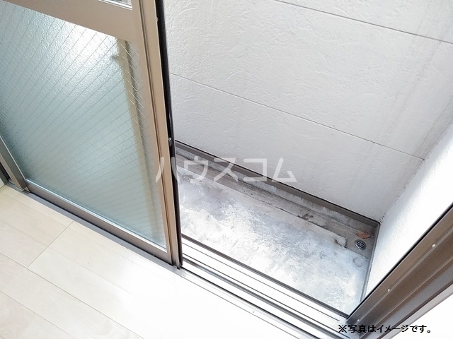 13/23 バルコニー