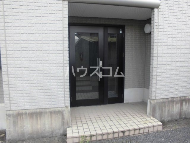 19/28 エントランス