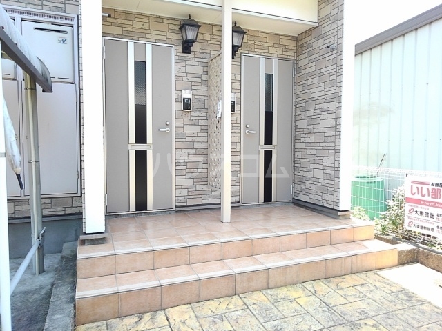 13/20 エントランス