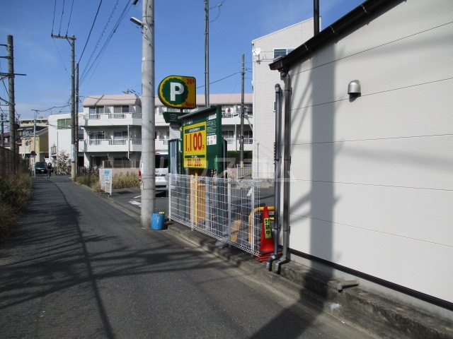 22/25 駐車場