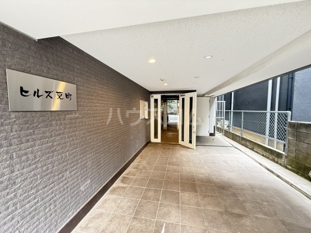 2/3 エントランス