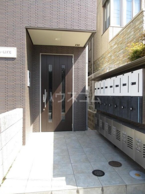 29/30 エントランス