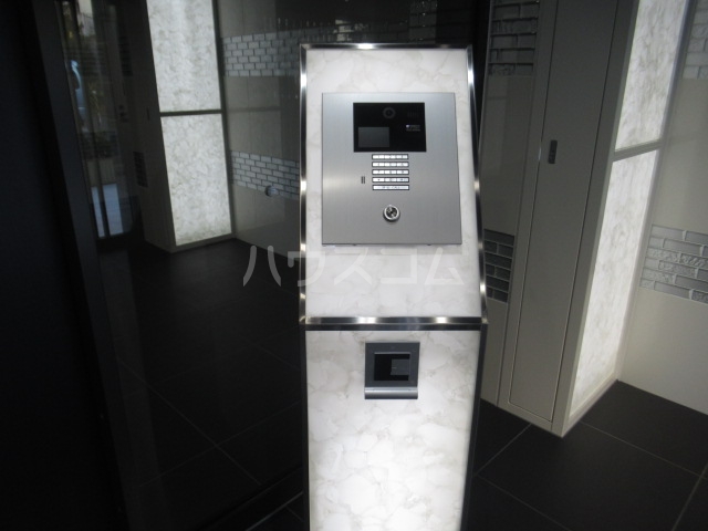 29/30 エントランス