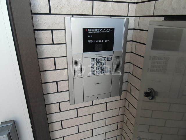 2/6 エントランス