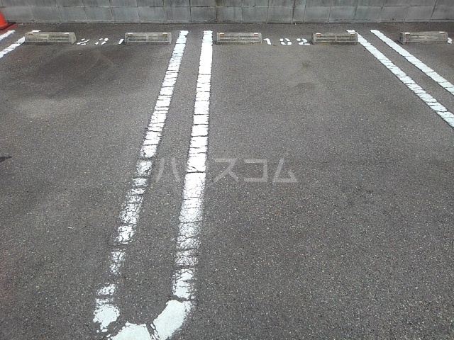 2/8 駐車場