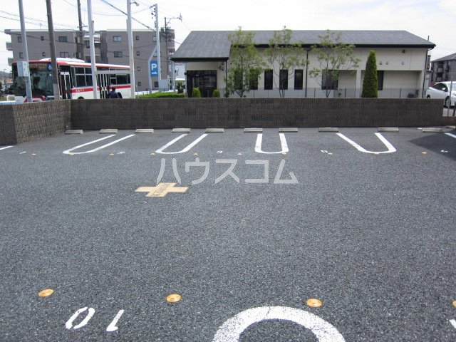 15/22 駐車場