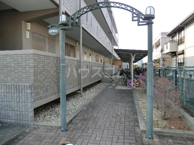 3/7 エントランス