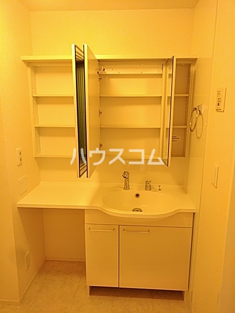 17/30 洗面