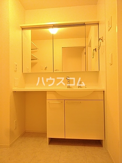 16/30 洗面