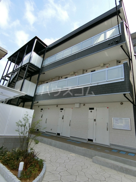 24/26 エントランス